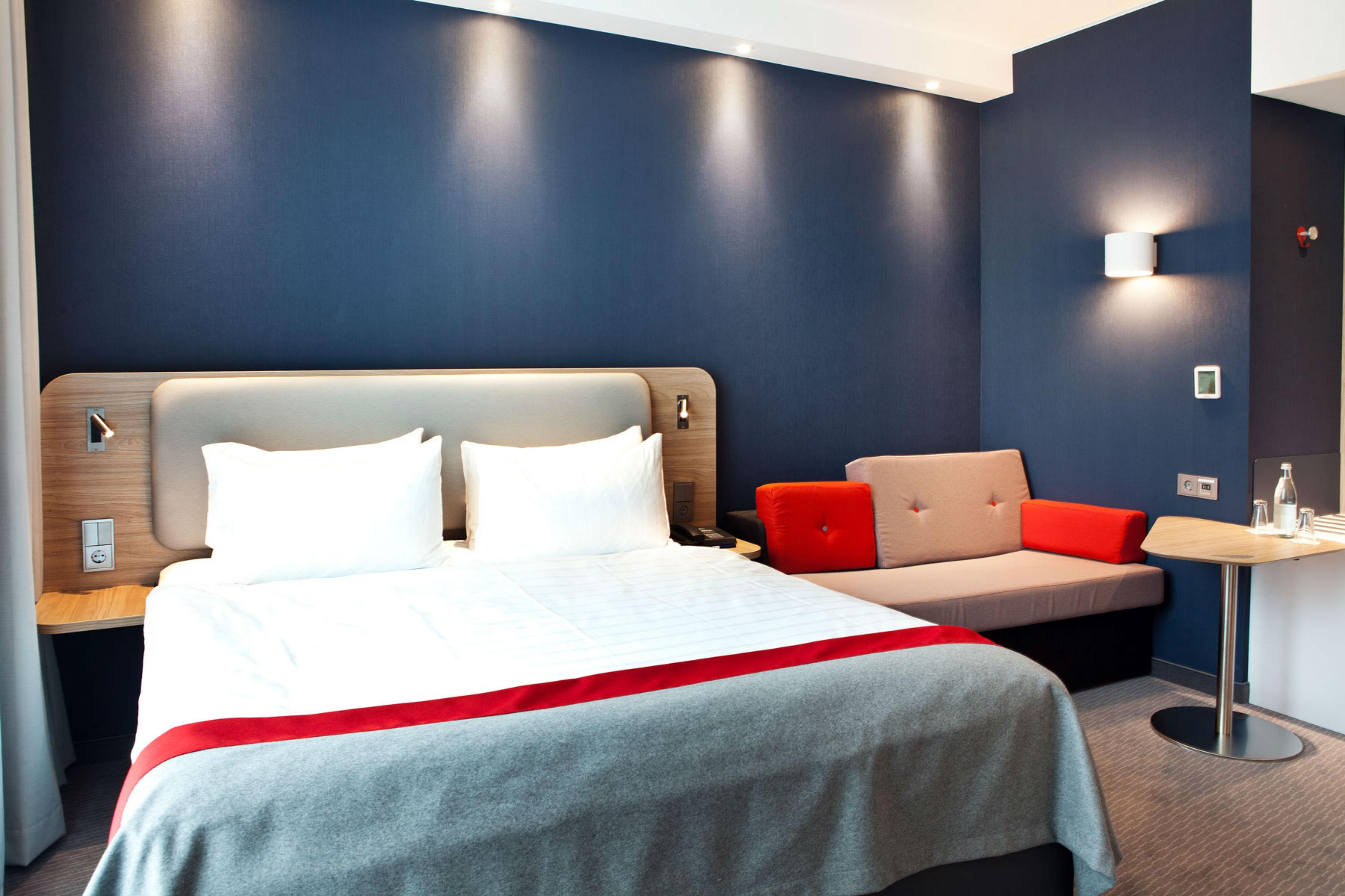 Holiday Inn Express Frankfurt Airport - Raunheim By Ihg Экстерьер фото
